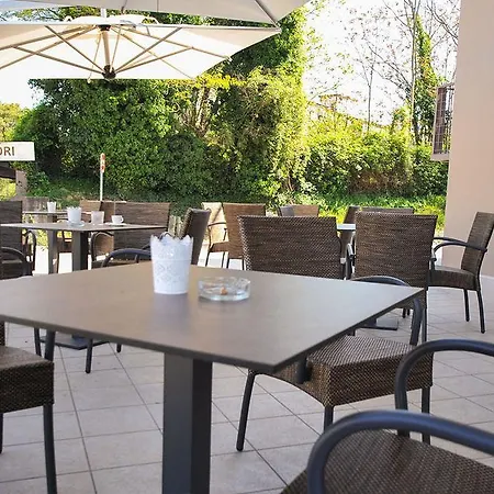 Vecchio Viola Hotel 3*